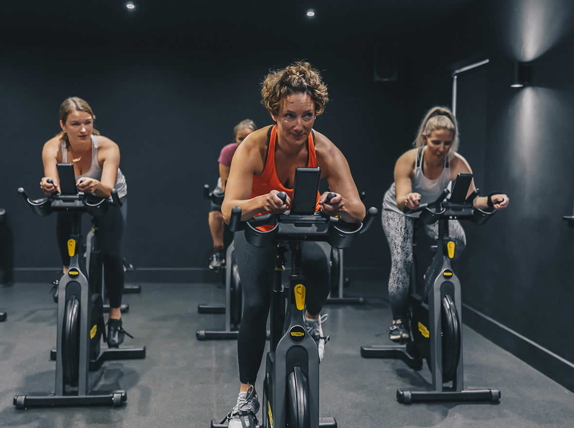 indoor cycling group experience